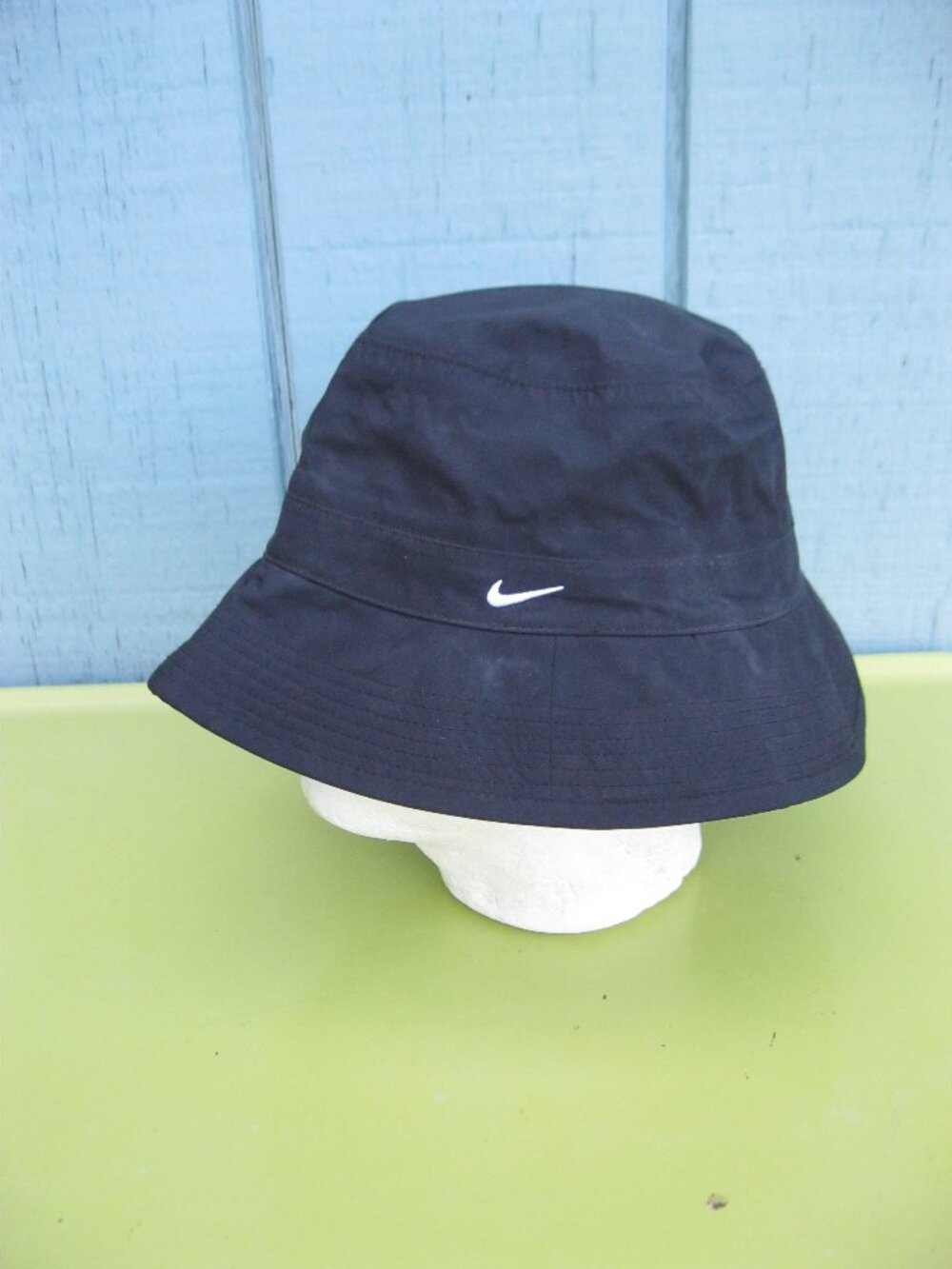 Nike Bucket Hat Size Medium/Large